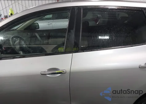 2013 Nissan Rogue S z USA, uszkodzony, nr VIN JN8AS5MV2DW600379